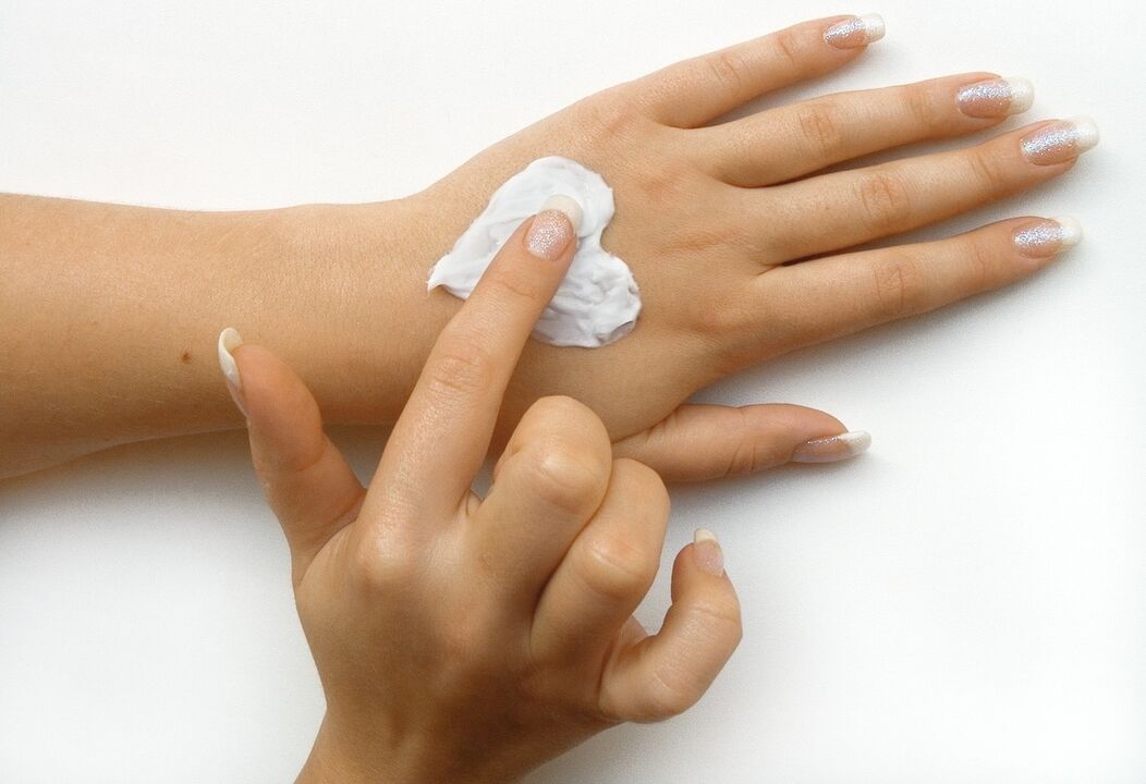 Handcreme zur Hautverjüngung